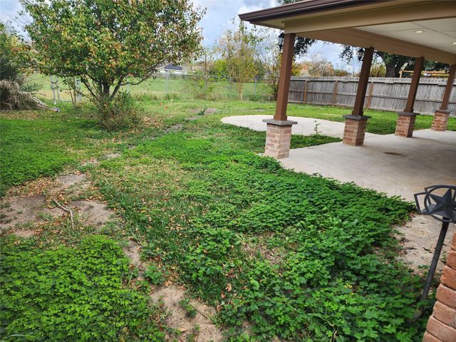 10922 Sela Lane, Houston, TX 77072