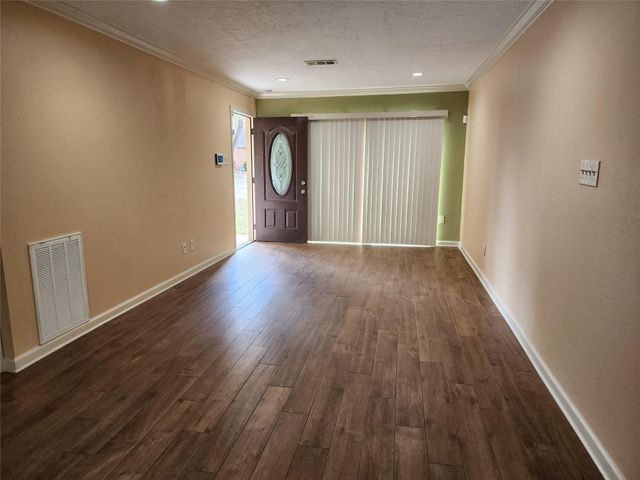 10922 Sela Lane, Houston, TX 77072