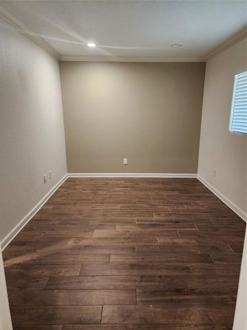 10922 Sela Lane, Houston, TX 77072