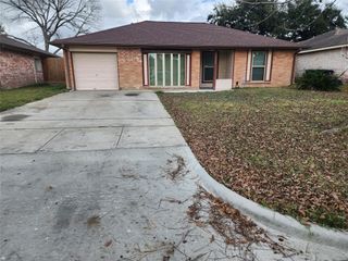 10922 Sela Lane, Houston, TX 77072