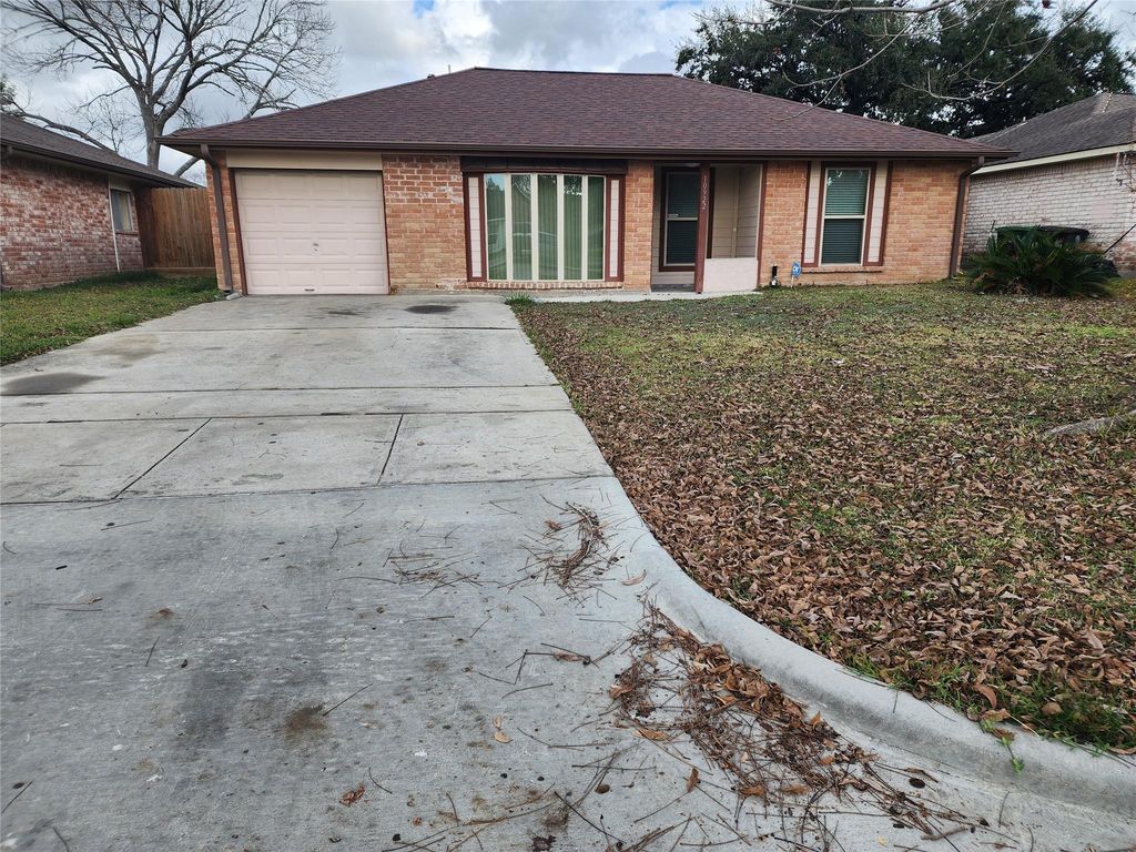 10922 Sela Lane, Houston, TX 77072
