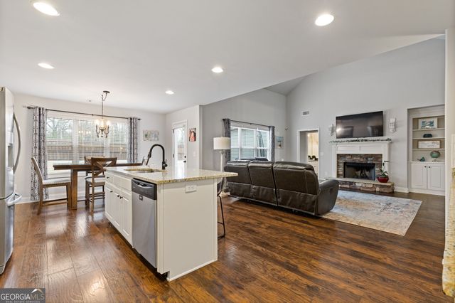 29 Arbor Way, Bethlehem, GA 30620