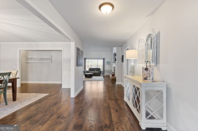 29 Arbor Way, Bethlehem, GA 30620