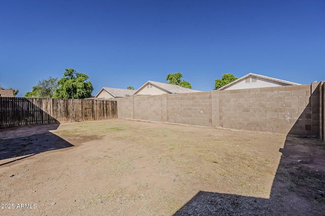 6940 W NORTHVIEW Avenue, Glendale, AZ 85303