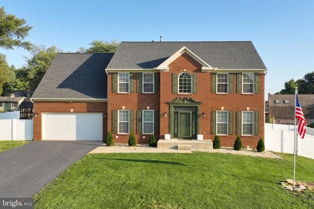 406 WYNWOOD RD, York, PA 17402