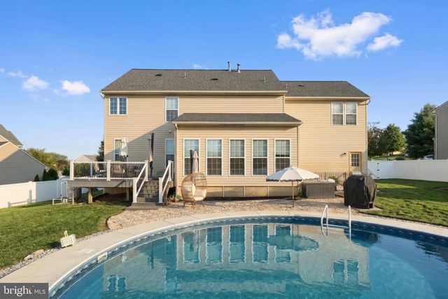 406 WYNWOOD RD, York, PA 17402