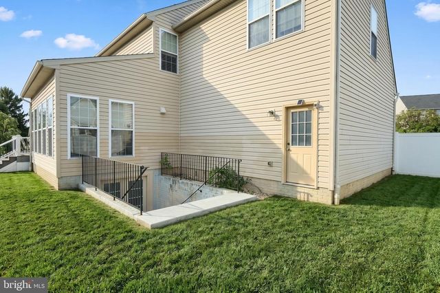 406 WYNWOOD RD, York, PA 17402