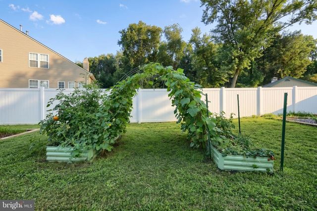 406 WYNWOOD RD, York, PA 17402