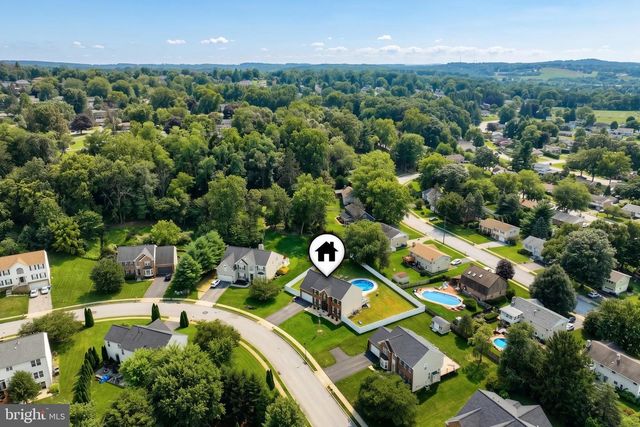 406 WYNWOOD RD, York, PA 17402