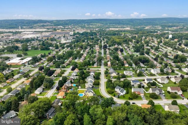 406 WYNWOOD RD, York, PA 17402