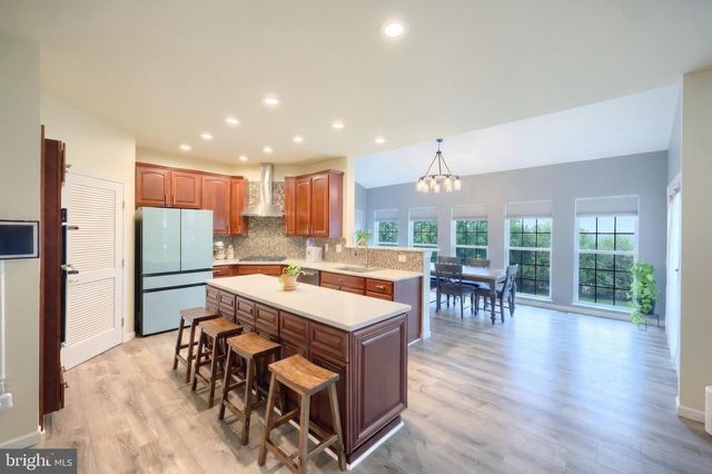 406 WYNWOOD RD, York, PA 17402