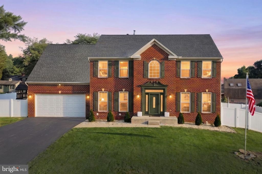 406 WYNWOOD RD, York, PA 17402