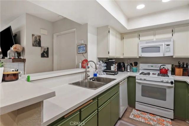 1195 Fitzgerald G, Simi Valley, CA 93065