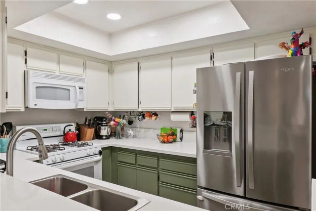 1195 Fitzgerald G, Simi Valley, CA 93065