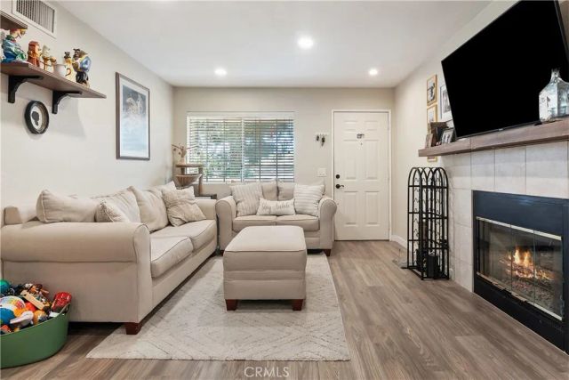 1195 Fitzgerald G, Simi Valley, CA 93065