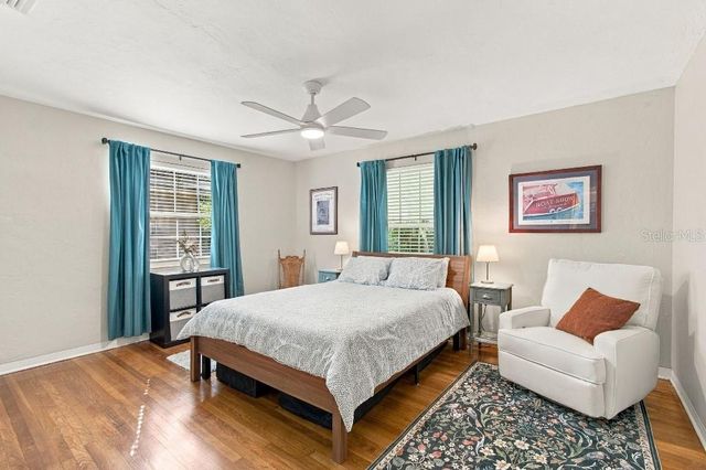 125 22ND AVENUE NE, St Petersburg, FL 33704