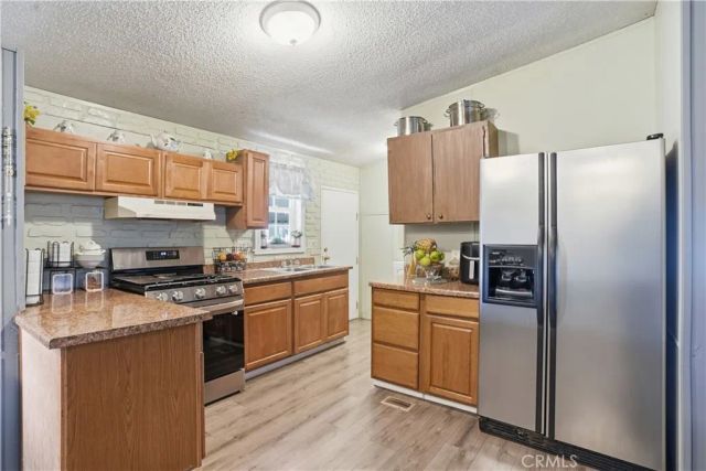 1301 Taft 154, Bakersfield, CA 93307