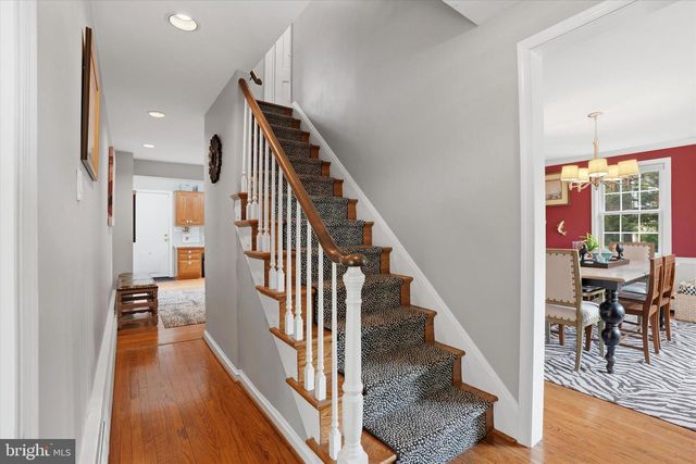 647 FERNFIELD CIR, Wayne, PA 19087