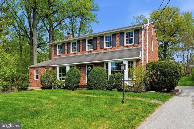 647 FERNFIELD CIR, Wayne, PA 19087
