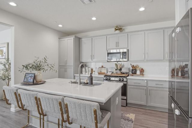 4344 Icon Ave, Modesto, CA 95356