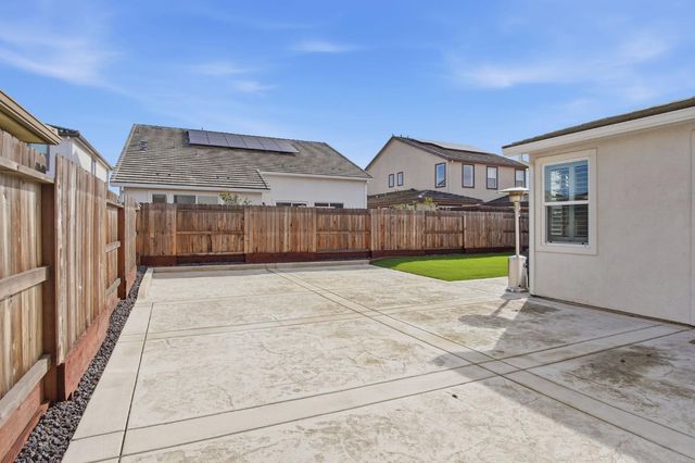 4344 Icon Ave, Modesto, CA 95356