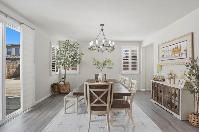 4344 Icon Ave, Modesto, CA 95356