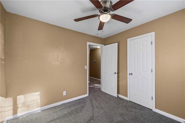 10008 Hardesty Avenue, Kansas City, MO 64137