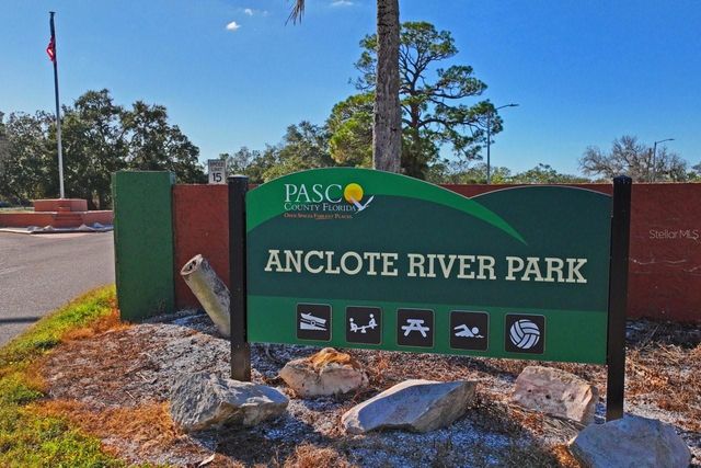 2118 PARROT FISH DRIVE, Holiday, FL 34691