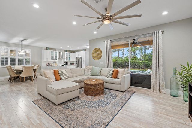 6108 SE Turn Leaf Trail, Hobe Sound, FL 33455