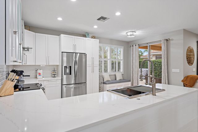 6108 SE Turn Leaf Trail, Hobe Sound, FL 33455