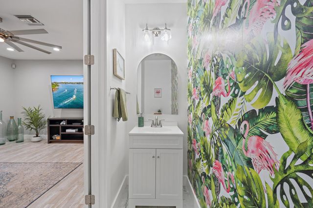 6108 SE Turn Leaf Trail, Hobe Sound, FL 33455