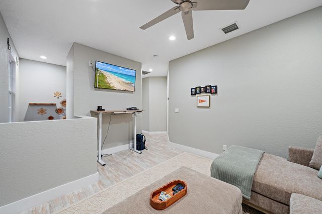 6108 SE Turn Leaf Trail, Hobe Sound, FL 33455