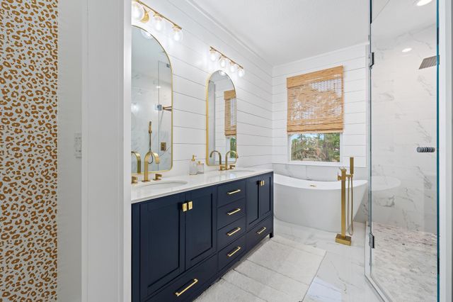 6108 SE Turn Leaf Trail, Hobe Sound, FL 33455