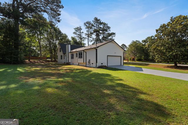 5518 Brinwick Drive, Rex, GA 30273