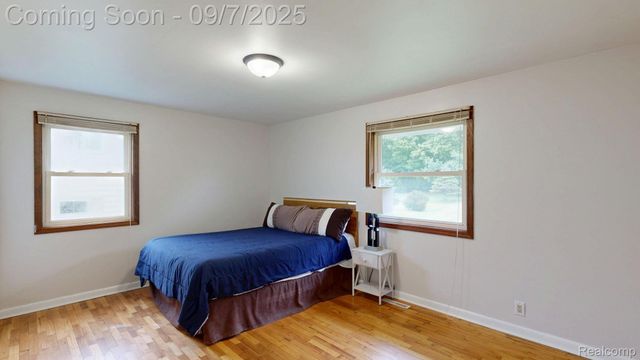 2342 Meadowbrook Lane, Clio, MI 48420