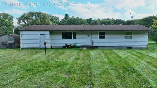 2342 Meadowbrook Lane, Clio, MI 48420