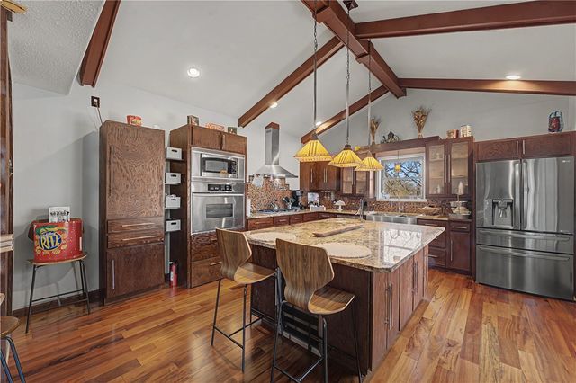 22719 Raymond Street, Springdale, AR 72764