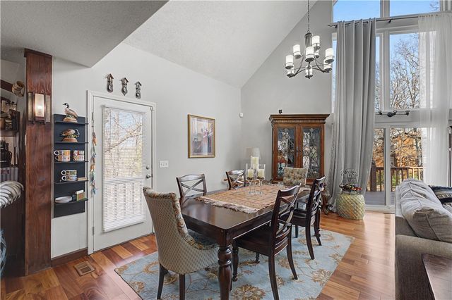 22719 Raymond Street, Springdale, AR 72764