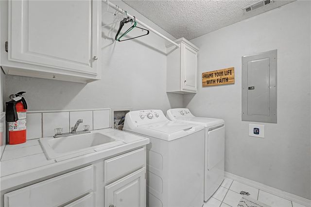 22719 Raymond Street, Springdale, AR 72764