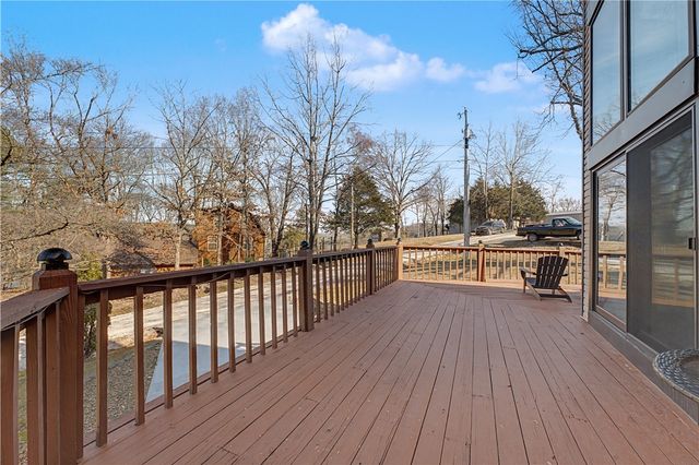 22719 Raymond Street, Springdale, AR 72764