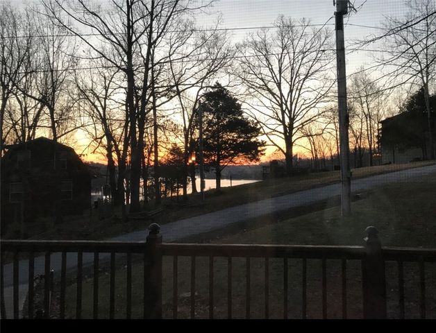 22719 Raymond Street, Springdale, AR 72764