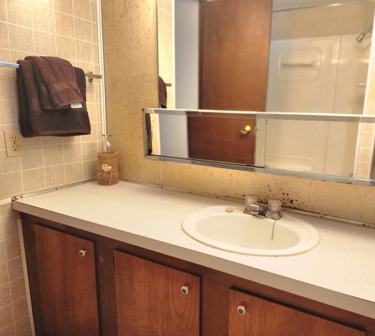 127 E High Street, Wautoma, WI 54982