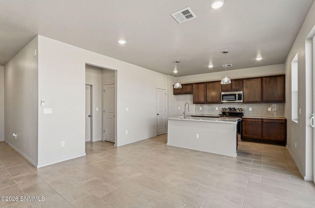 2104 Meteor Street, Las Cruces, NM 88012