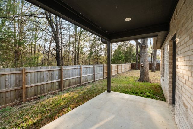 145 Barcelona Street, Payne Springs, TX 75156