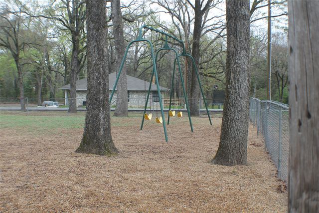 145 Barcelona Street, Payne Springs, TX 75156