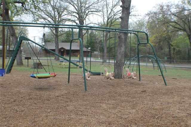 145 Barcelona Street, Payne Springs, TX 75156