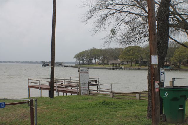 145 Barcelona Street, Payne Springs, TX 75156