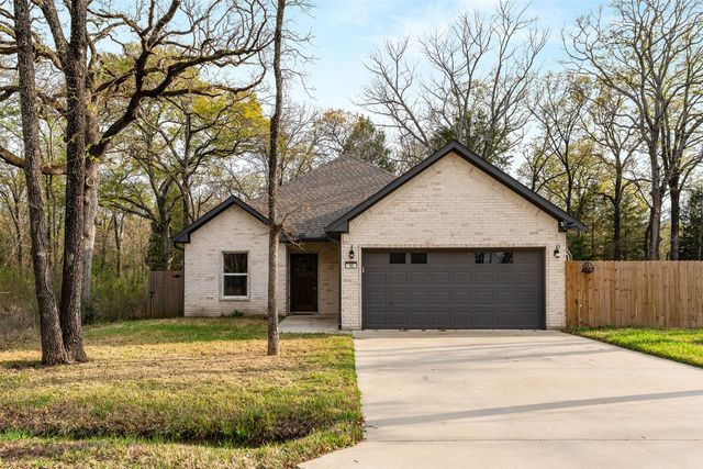 145 Barcelona Street, Payne Springs, TX 75156