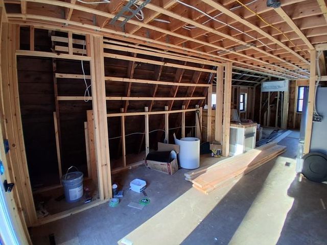 8 Tebbetts Road, Rochester, NH 03867