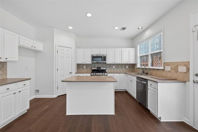5008 Bethpage Drive, Suwanee, GA 30024